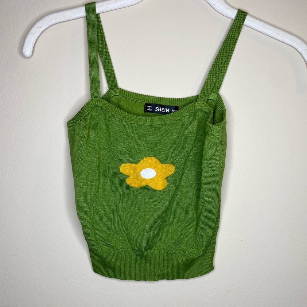 womens green floral tank!